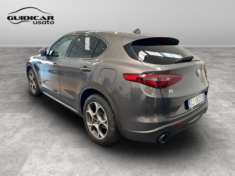 GuidiCar - ALFA ROMEO Stelvio 2022 2022 Stelvio 2.2 t Sprint Q4 190cv auto Usato